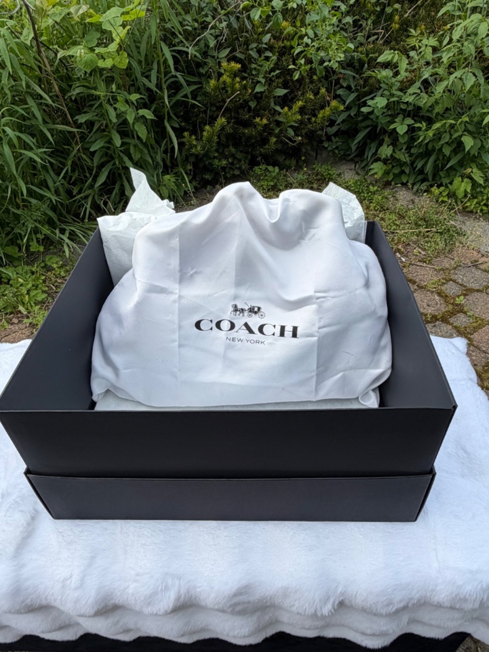 Coach Large Rainbow Kisslock 27 Bag in Signature Jacquard | CCX15 | New - Picture 5 of 17